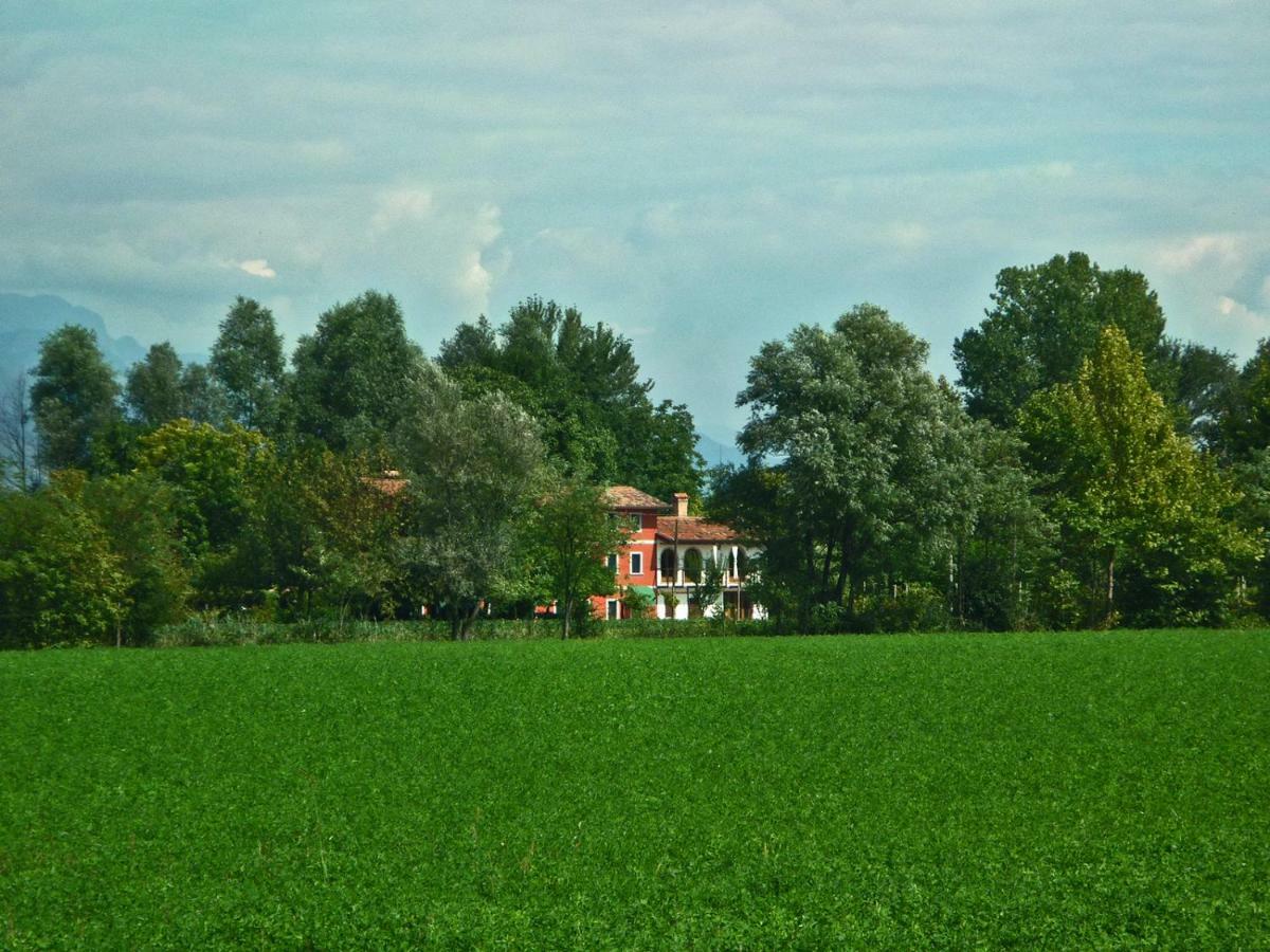 La Fonte Bed & Breakfast Fontanafredda Eksteriør bilde