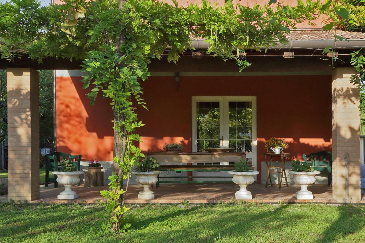 La Fonte Bed & Breakfast Fontanafredda Eksteriør bilde